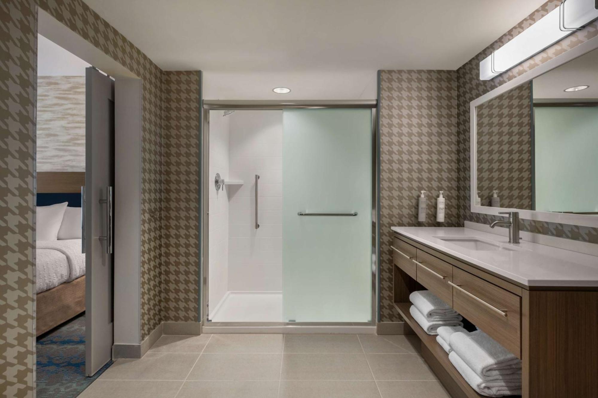 Home2 Suites By Hilton East Austin - Near Downtown And Ut Exterior photo